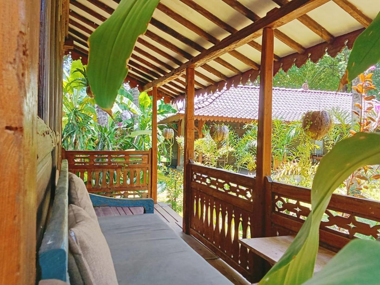 Tahlia'S Villa Sorongjukung Exterior foto